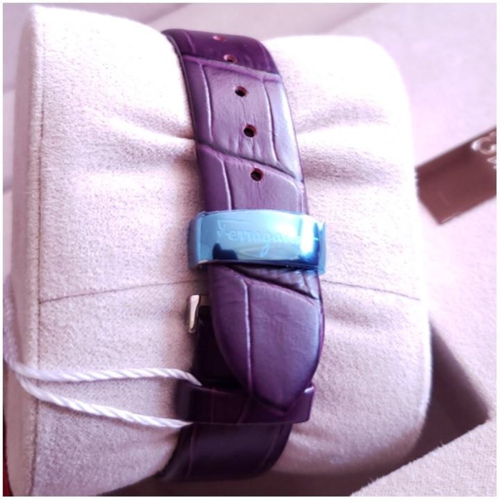 Salvatore Ferragamo Ladies Watch - Picture 4 of 10